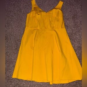 Yellow sleeveless lined dress women’s plus size 2x short
